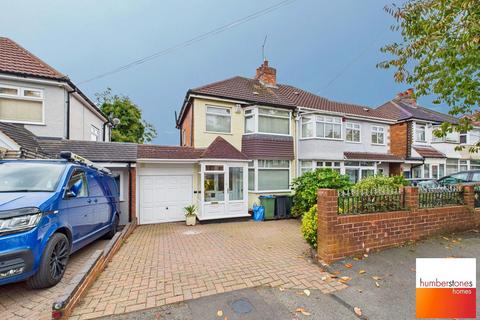 3 bedroom semi-detached house for sale, Elm Croft, Oldbury