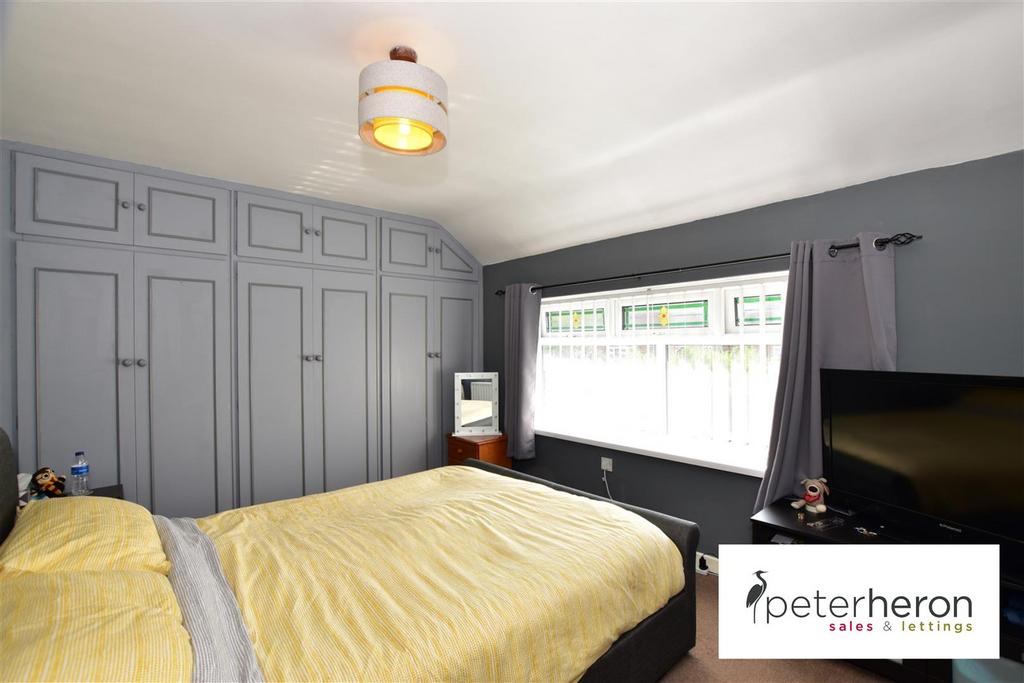 Bedroom 1 (front)
