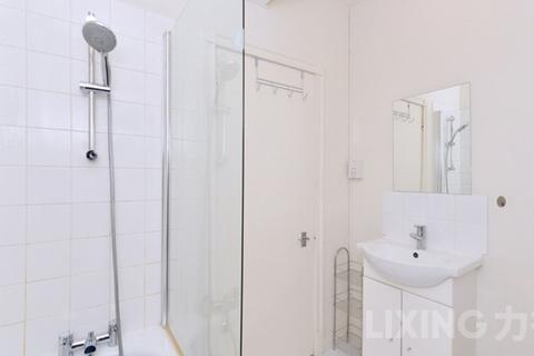2 bedroom apartment to rent, Fulham Road, Chelsea, SW3 6SH