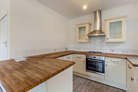 2 bedroom semi-detached bungalow for sale, Lyndale Avenue, Southend-on-sea SS2