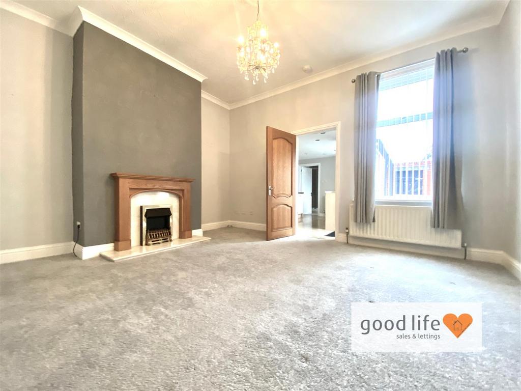 20251021 143756759 i OS10wyclifferoad.jpg