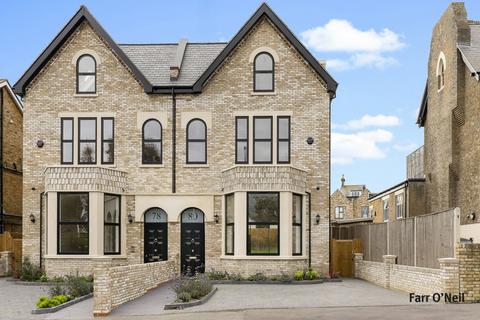 undefined, Palmerston Road, Buckhurst Hill, IG9