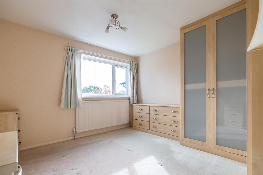 Master room 1 .jpg