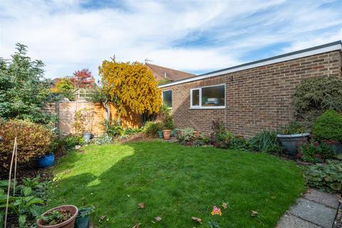 4 bedroom detached house for sale, Red Lion Close, Cranfield, Bedford