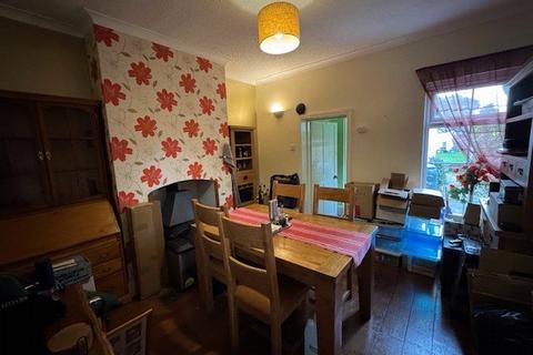 2 bedroom semi-detached house to rent, Barnwood Road, Gloucester, GL4