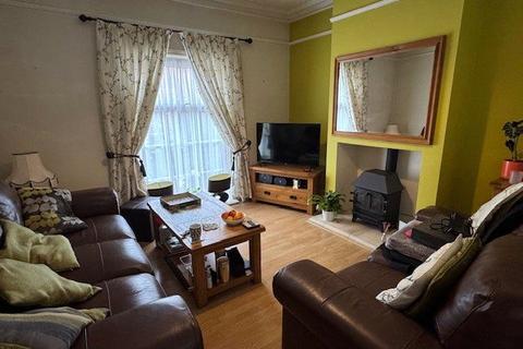 2 bedroom semi-detached house to rent, Barnwood Road, Gloucester, GL4