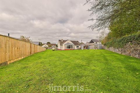 4 bedroom bungalow for sale, Llanfallteg, Whitland
