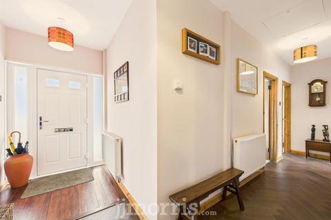 4 bedroom bungalow for sale, Llanfallteg, Whitland
