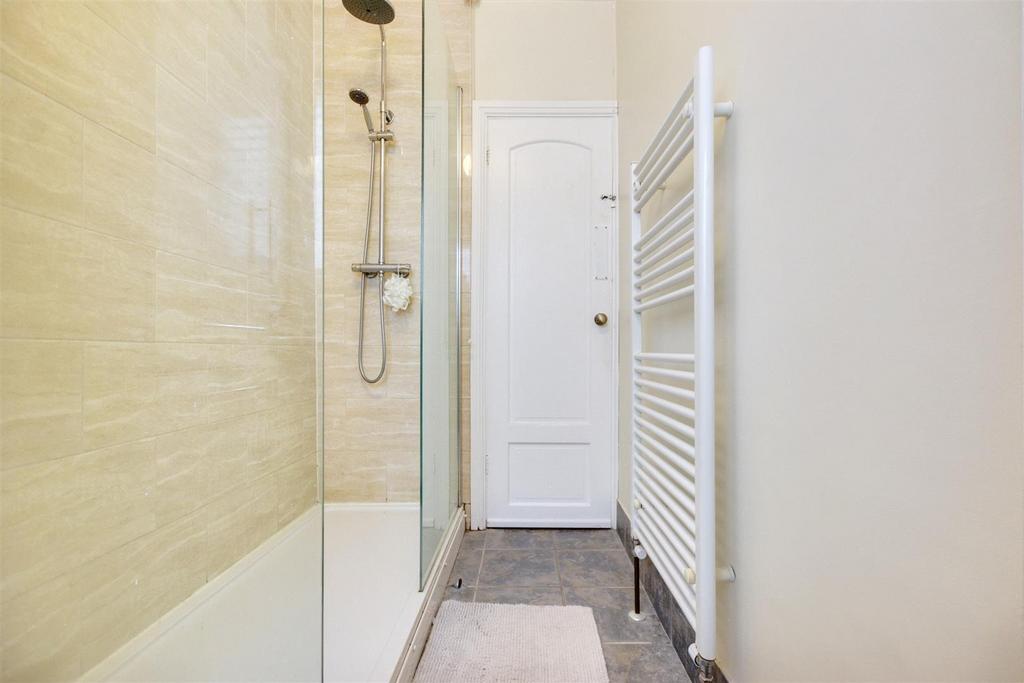 Shower Room 2.jpeg