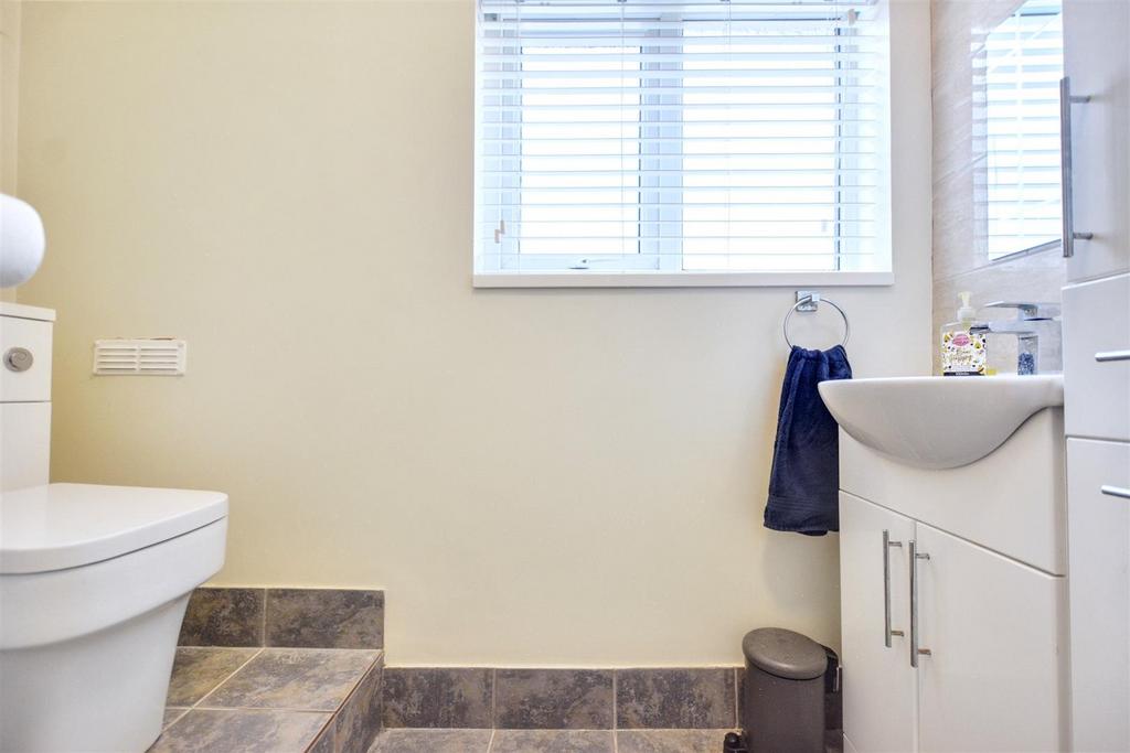Shower Room 1.jpeg