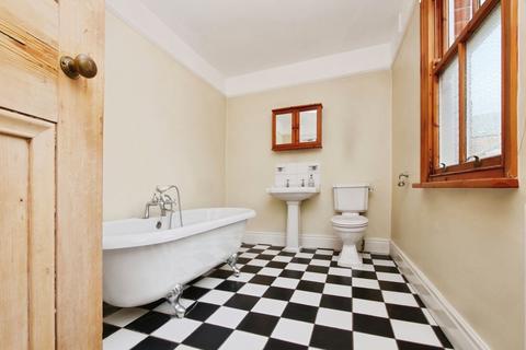 2 bedroom terraced house for sale, Barlow Street, North Yorkshire YO26