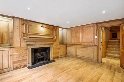 undefined, Yeoman`s Row, Knightsbridge SW3