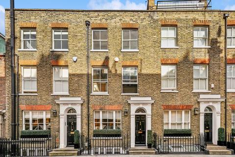 undefined, Yeoman`s Row, Knightsbridge SW3
