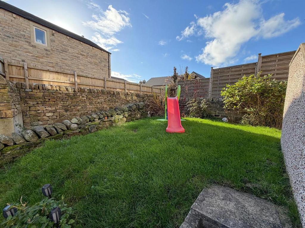3 bed semi detached, Silsden