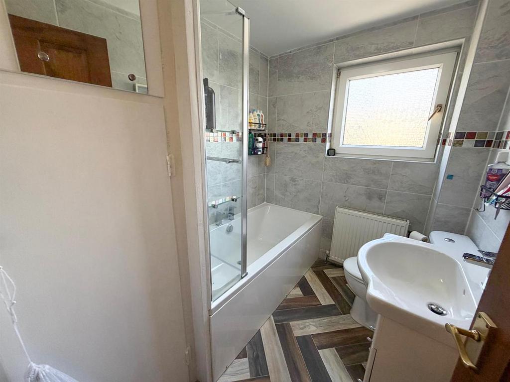 3 bed semi detached, Silsden