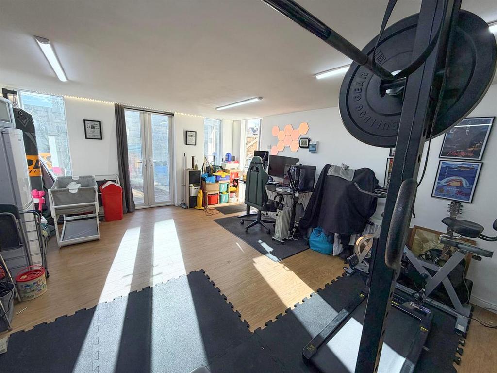 3 bed semi detached, Silsden