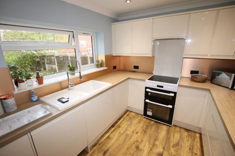 3 bedroom bungalow for sale, London Road, Clacton on Sea, CO15