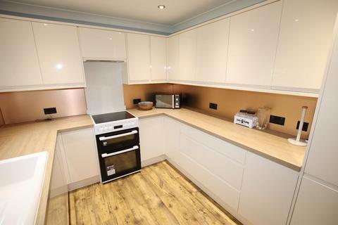 3 bedroom bungalow for sale, London Road, Clacton on Sea, CO15