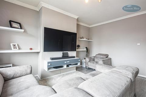 3 bedroom end of terrace house for sale, Holgate Crescent, Sheffield, S5