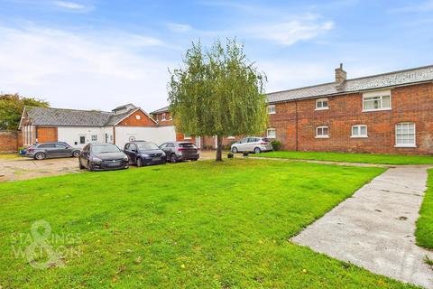 2 bedroom apartment for sale, Hillcrest Court, Ipswich Road, Pulham Market, Diss