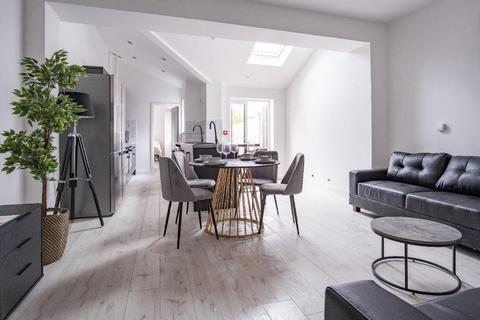 1 bedroom house to rent, Pennell Street, Lincolnshire LN5
