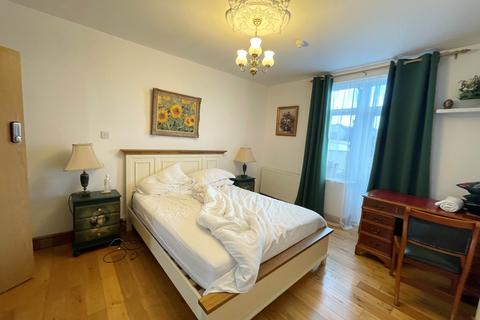 1 bedroom apartment to rent, Terminus Road, Eastbourne BN21
