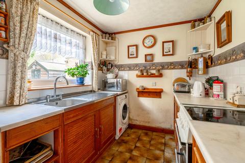 3 bedroom semi-detached house for sale, Grampian Way, Oulton