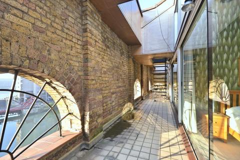 undefined, Ivory House, East Smithfield, Wapping, London, E1W.