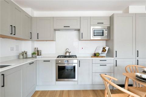 3 bedroom flat for sale, Ruxley Lane, Ewell KT19