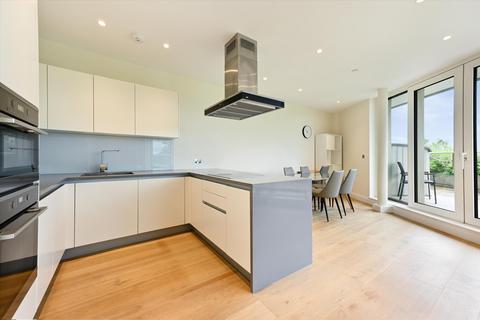 3 bedroom flat to rent, Altissima House, Vista, Queenstown Road, Battersea, SW11