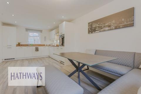 4 bedroom detached house for sale, Lon Gwenant, Pontrhydyrun, NP44