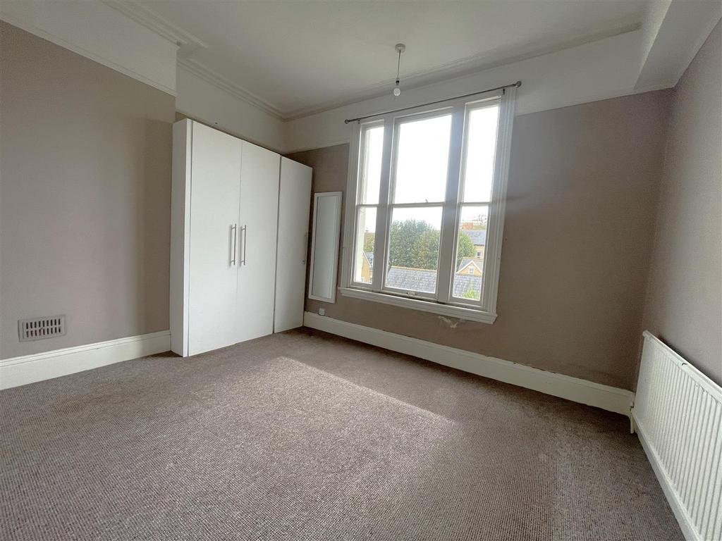 Bedroom 1.jpeg