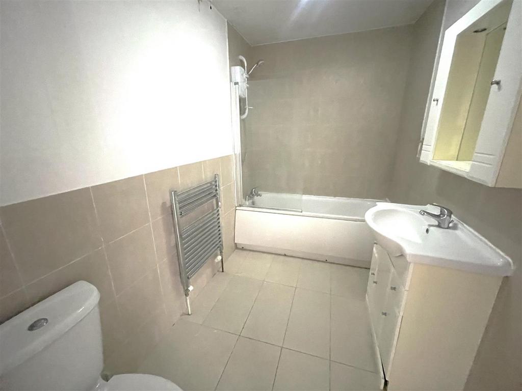 Bathroom.jpeg