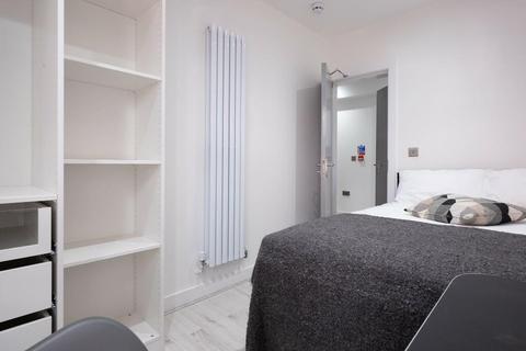 6 bedroom house to rent, Avondale Street, Lincolnshire LN2