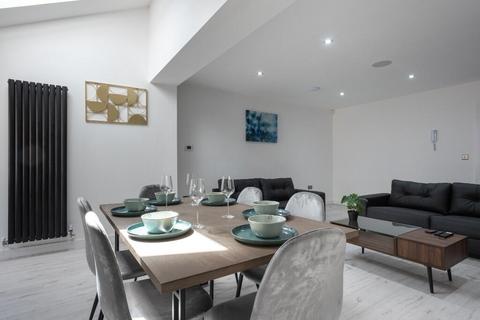 1 bedroom house to rent, Avondale Street, Lincolnshire LN2