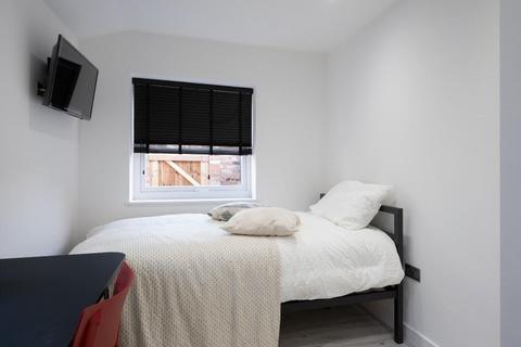 6 bedroom house to rent, Baggholme Road, Lincolnshire LN2