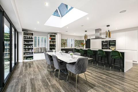 undefined, Oak End Way, Addlestone KT15