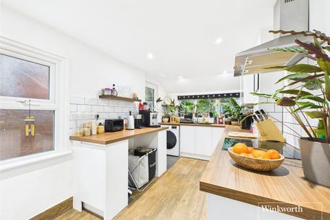 undefined, Connaught Road, Reading, United Kingdom, RG30