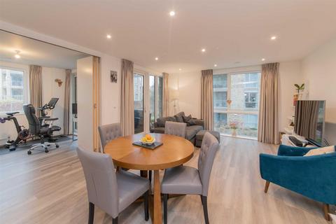 3 bedroom flat for sale, Medawar Drive, Laidlaw House, NW7