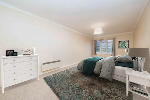 undefined, 83 Learmonth Court, Edinburgh, EH4