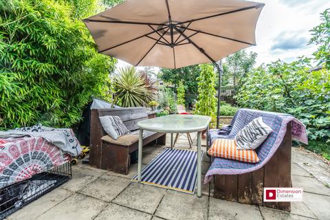 undefined, Newick Road, Lower Clapton, Hackney, E5