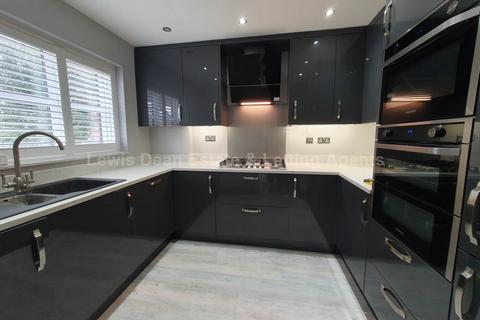 3 bedroom terraced house to rent, Fosters Spring, Lytchett Matravers