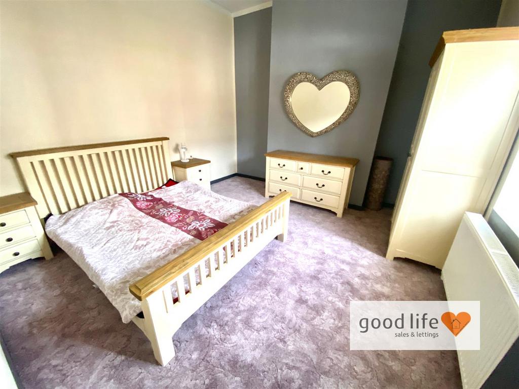 20251017 122658937 i OS25houghtonstreet.jpg