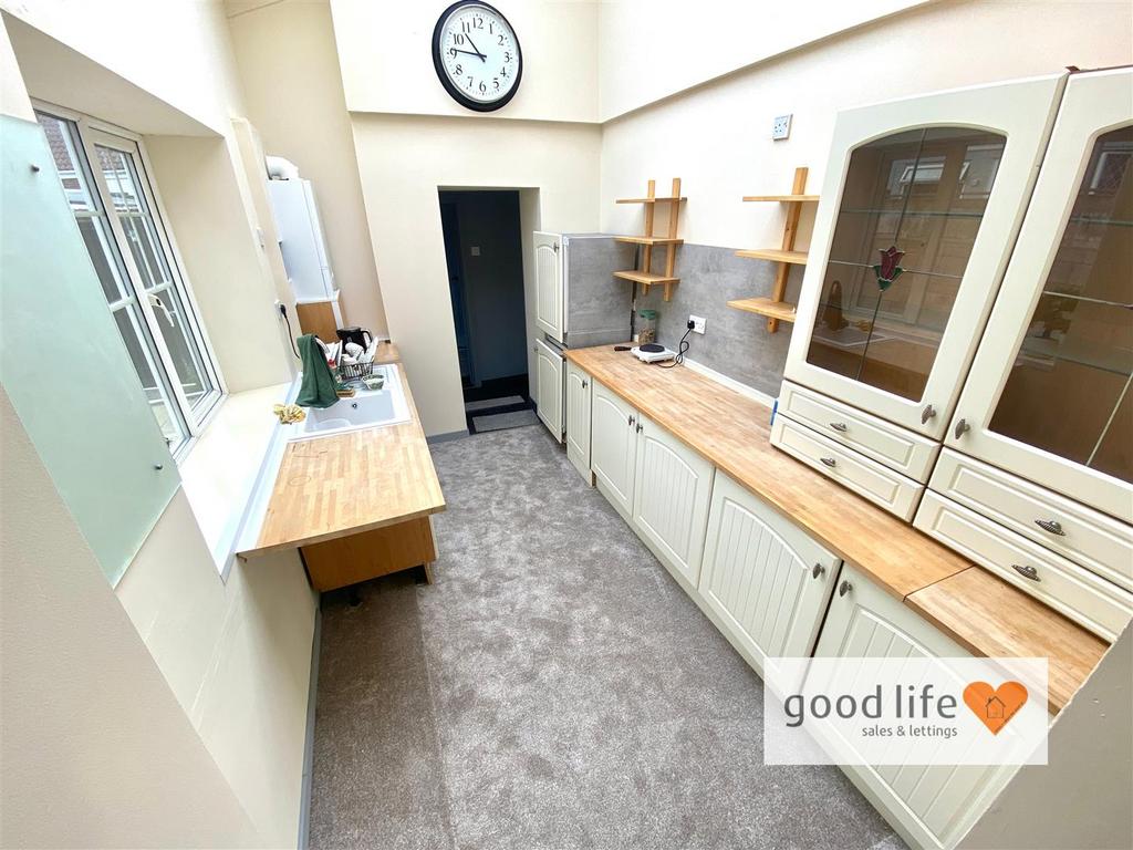 20251017 122718556 i OS25houghtonstreet.jpg