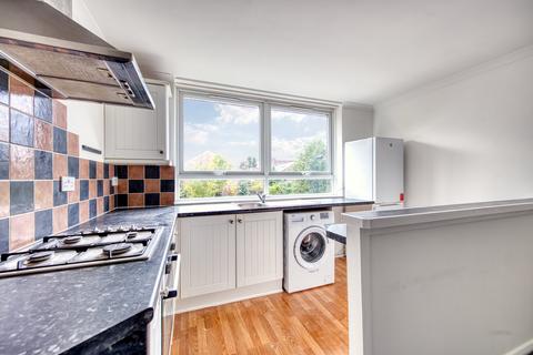 Flat 10, Kenwood House, 10 Cyprus Road, London, N9 9QE
