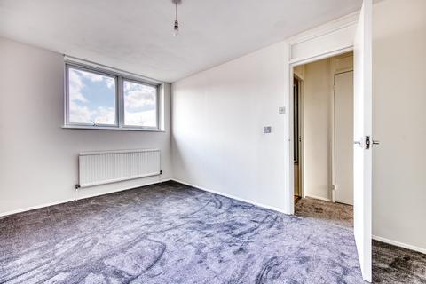 Flat 10, Kenwood House, 10 Cyprus Road, London, N9 9QE