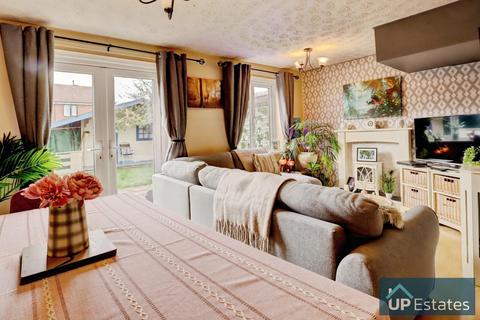 3 bedroom semi-detached house for sale, Sharpley Court, Coventry