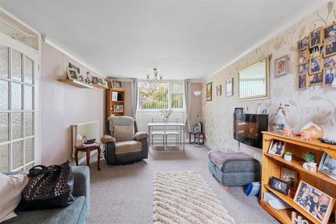 undefined, Edward Bailey Close, Binley