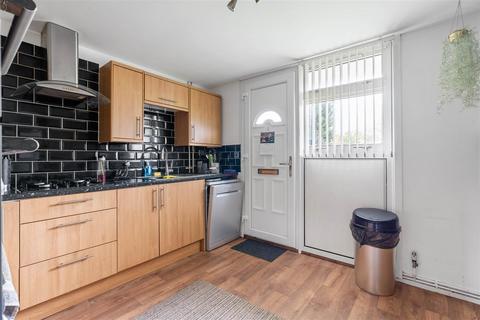 undefined, Edward Bailey Close, Binley