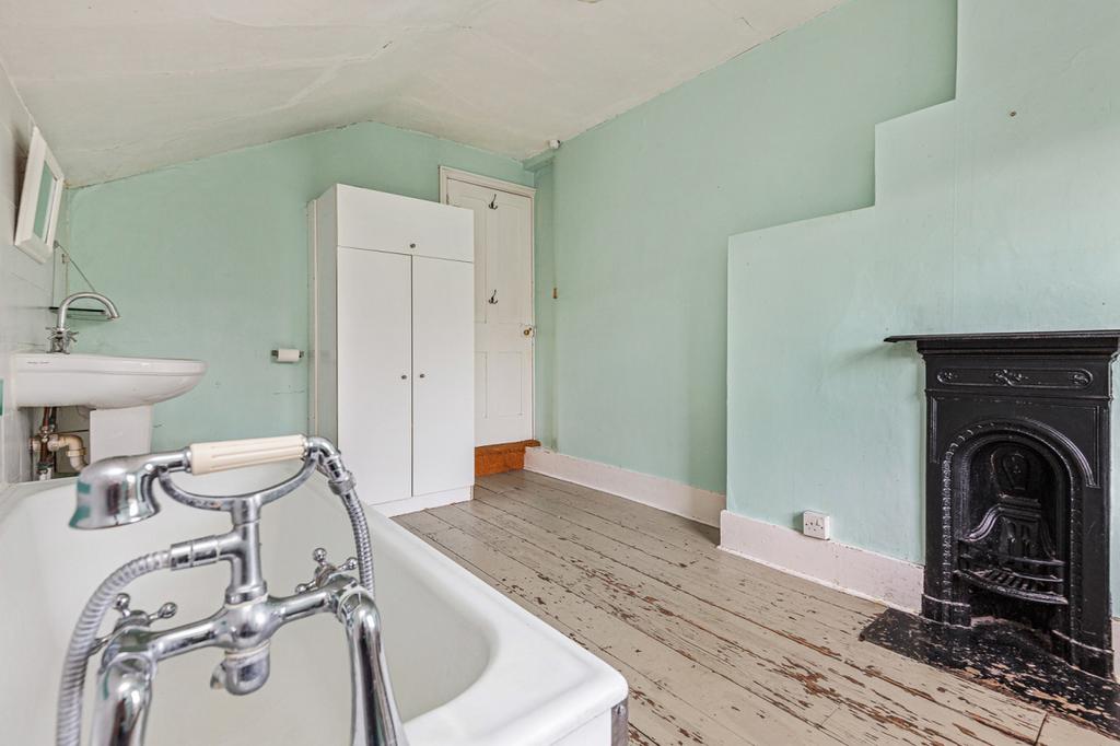 Large Bathroom